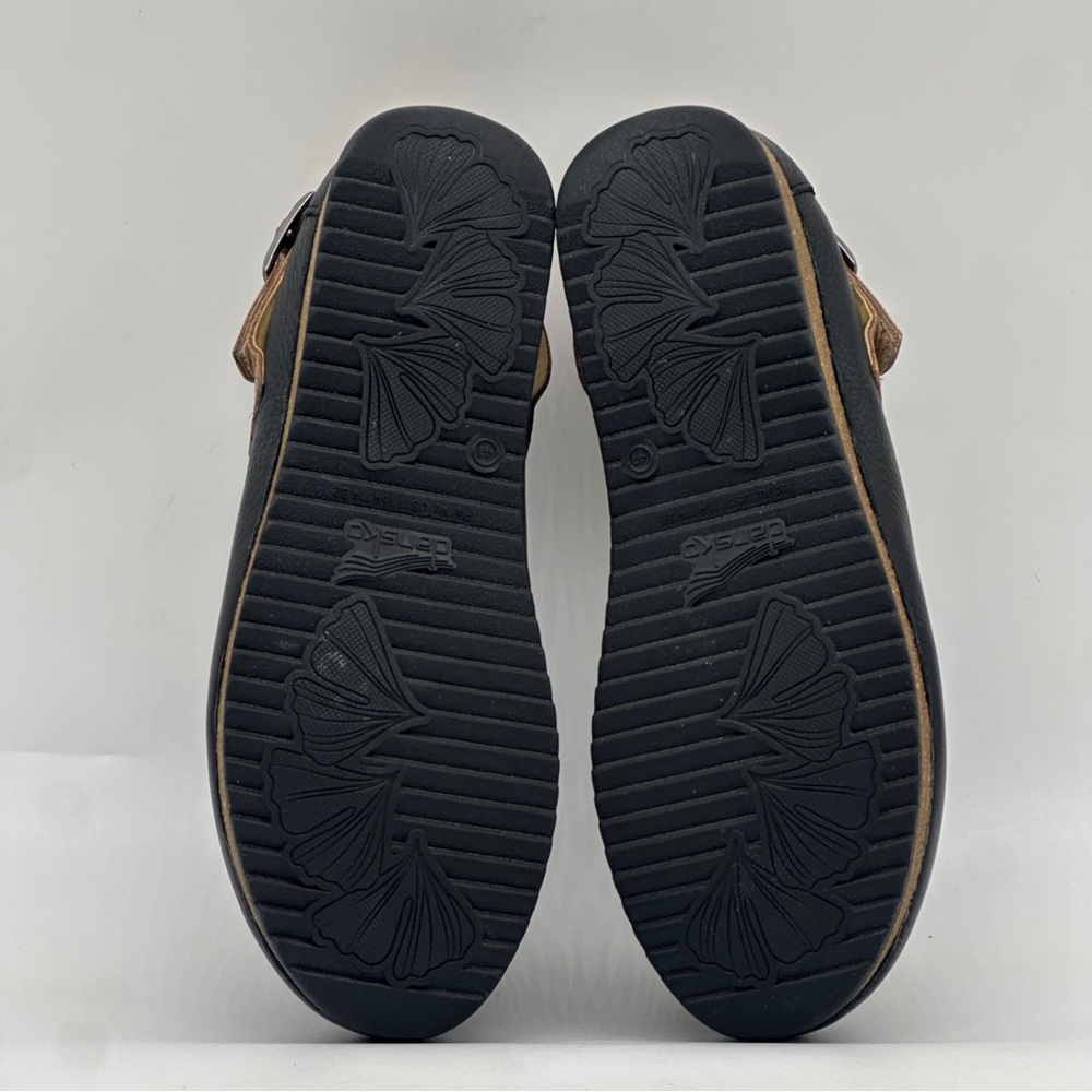 Dansko Merrin Slingback Strap Clog. Size 11 - Picture 10 of 10